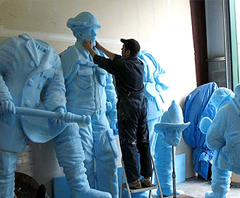 replicas y esculturas a medida